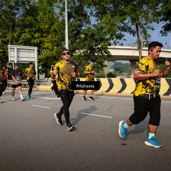 Runner Photo 6613850