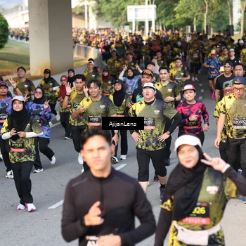 Runner Photo 6613864