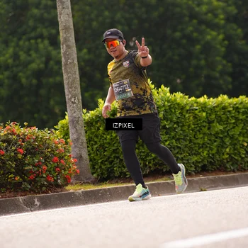 Runner Photo 6613875