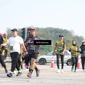 Runner Photo 6613879