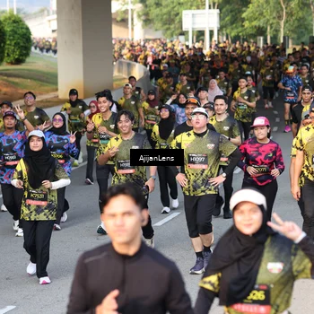 Runner Photo 6613880