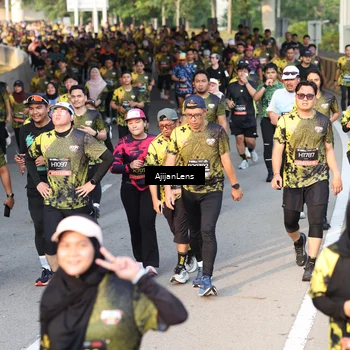 Runner Photo 6613881