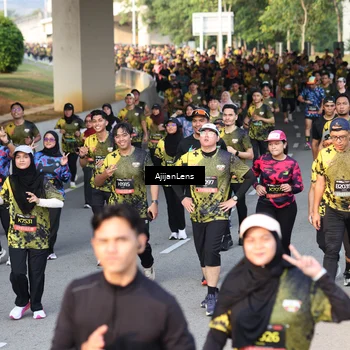 Runner Photo 6613882