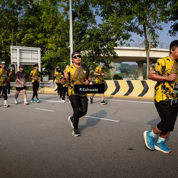 Runner Photo 6613885