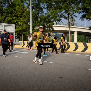 Runner Photo 6613886