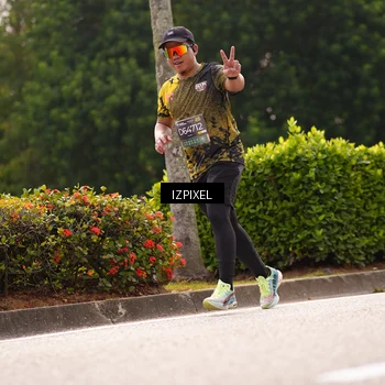 Runner Photo 6613892