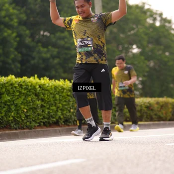 Runner Photo 6613911