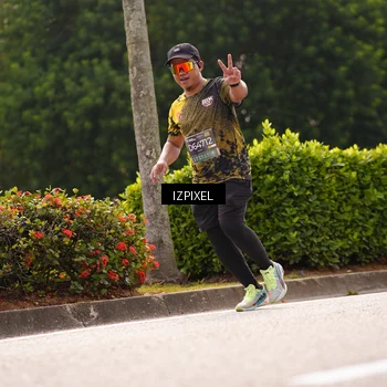 Runner Photo 6613913
