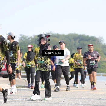 Runner Photo 6613930