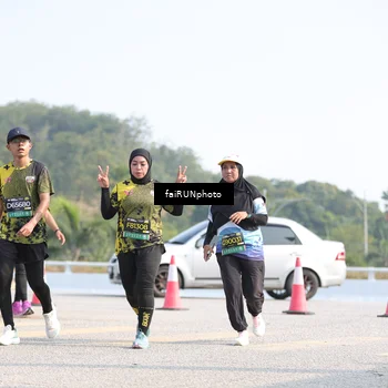 Runner Photo 6613938