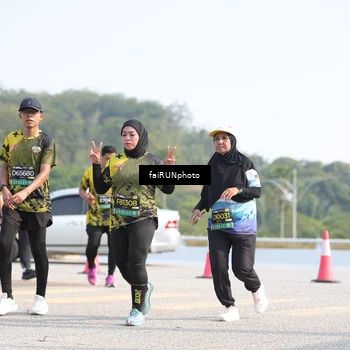 Runner Photo 6613950