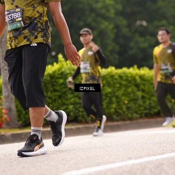 Runner Photo 6613960