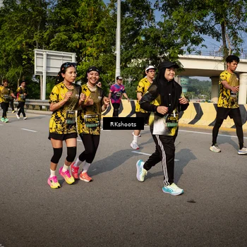 Runner Photo 6613973