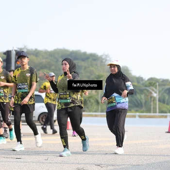 Runner Photo 6613975