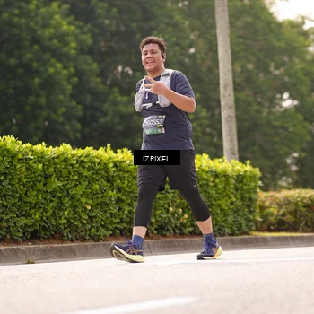 Runner Photo 6613990