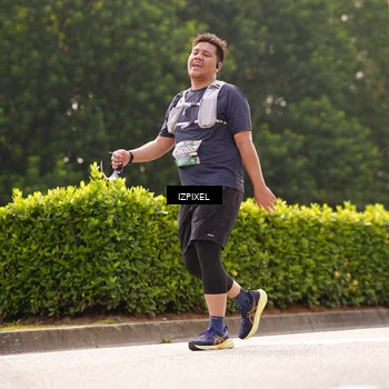 Runner Photo 6614017