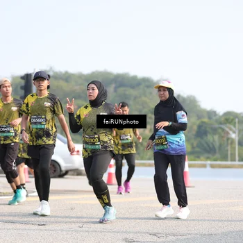 Runner Photo 6614018