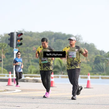 Runner Photo 6614021