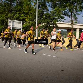 Runner Photo 6614036