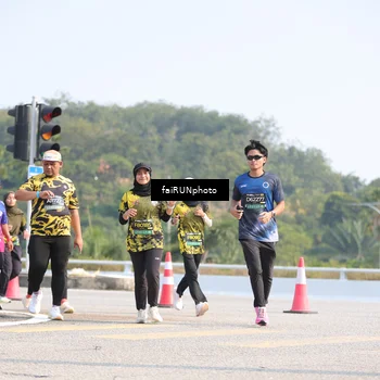 Runner Photo 6614048