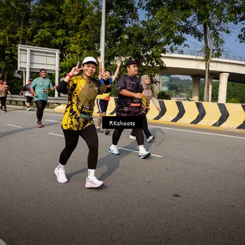 Runner Photo 6614079