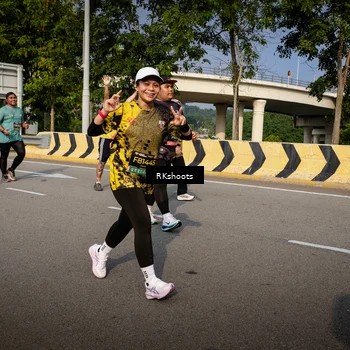 Runner Photo 6614097