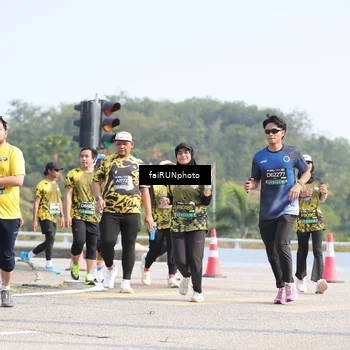 Runner Photo 6614098