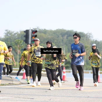 Runner Photo 6614099