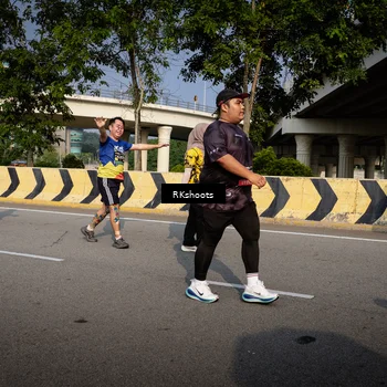 Runner Photo 6614109