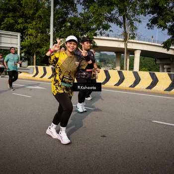 Runner Photo 6614110