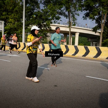 Runner Photo 6614123