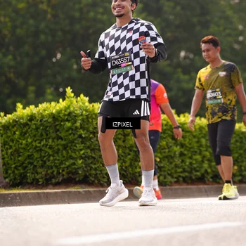 Runner Photo 6614130