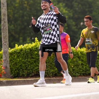Runner Photo 6614154