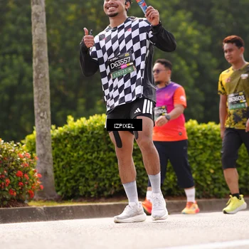 Runner Photo 6614164