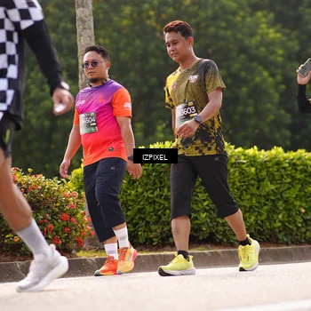 Runner Photo 6614171