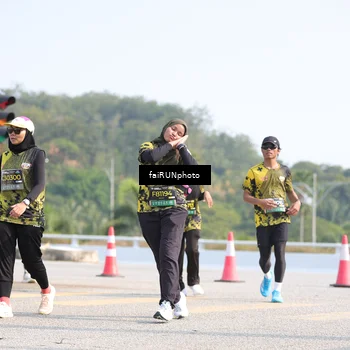 Runner Photo 6614186