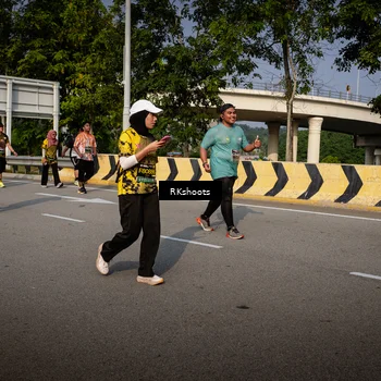 Runner Photo 6614222