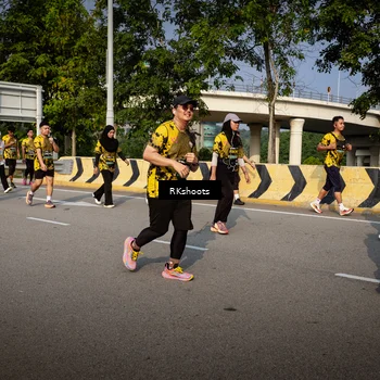 Runner Photo 6614233