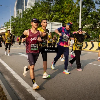 Runner Photo 6614290