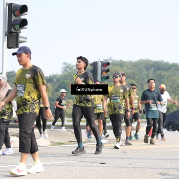 Runner Photo 6614363