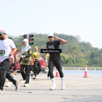 Runner Photo 6614419