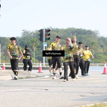 Runner Photo 6614445