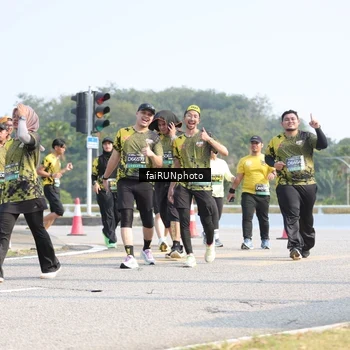 Runner Photo 6614487