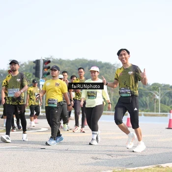 Runner Photo 6614553
