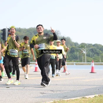 Runner Photo 6614554