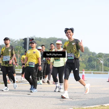 Runner Photo 6614556