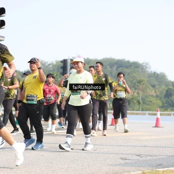 Runner Photo 6614581
