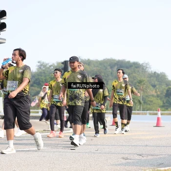 Runner Photo 6614632