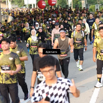 Runner Photo 6614675