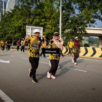 Runner Photo 6614699
